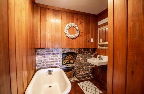 Pawleys Island House | Historic Bliss on Pawleys Island's Shoreline