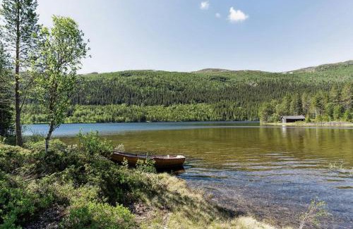 Sor-Fron House | Historic Cabin Idyll By Espedalsvannet