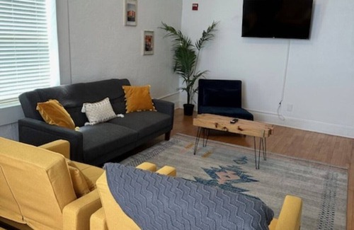 Waxahachie Apartment | Historic Downtown Loft