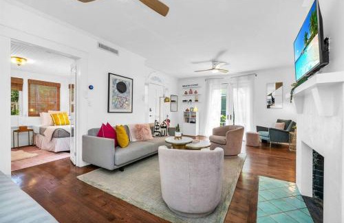 West Palm Beach Villa | Historic El Cid with Guest Cottage & Tropical Pool