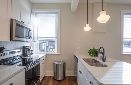 Floyd Apartment | Historic Farmer’s Supply- 1bd/1bth DT Floyd #204