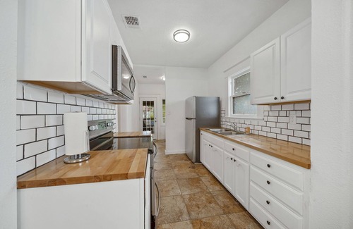 Highland Park House | Historic Home 5 Min to Downtown!