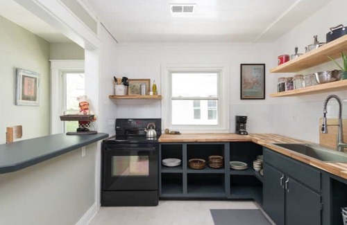 Hanover Place House | Historic Home in the Heart of the City