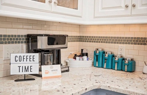 Rountree Apartment | Historic Home Near MSU | Fenced Yard | Fire Pit | Family & Pet-Friendly