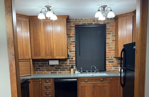 Mattoon Apartment | Historic, loft house with rustic charm meets modern day comfort