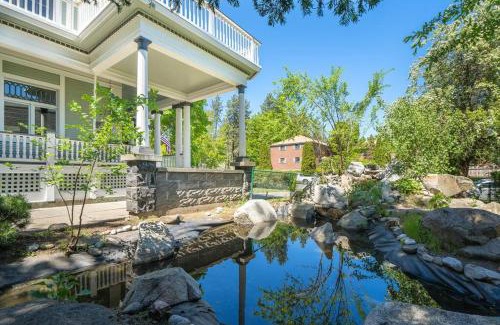 Spokane House | Historic Manor with 8 BDRMS 9 BATHS & 3 Kitchens
