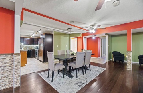 Fort Wayne Apartment | Historic Mansion Apt 4 | Ping-Pong & Free Parking