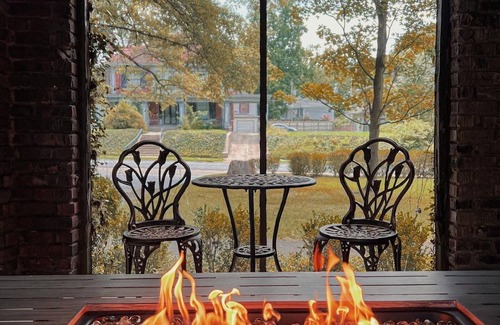 Central Gardens House | Historic Midtown Chateau + Guest House - Minutes from Everything