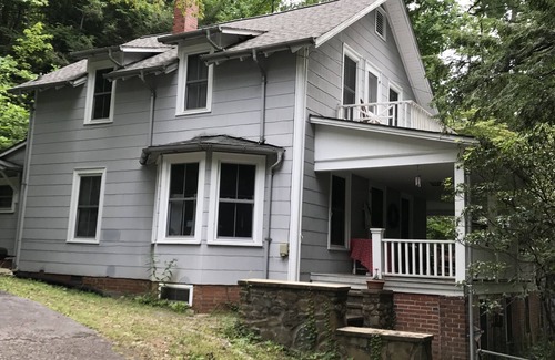 Montreat House | Historic Montreat Respite House