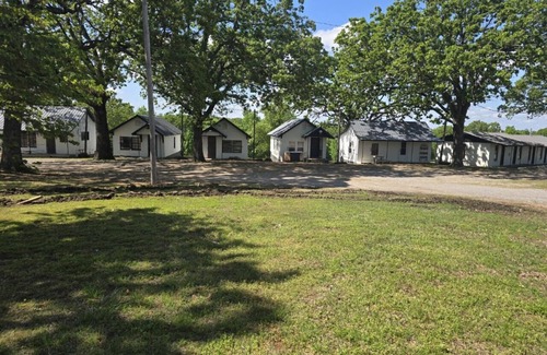 Cookson Cabin | Historic Retreat Near Lake Tenkiller - Escape to Cookson Resorts Cabin #5