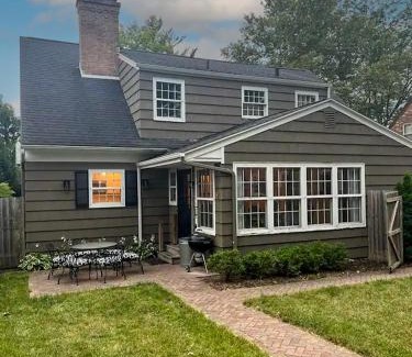 South Bend House | Historic Wayne Street - close to the Stadium