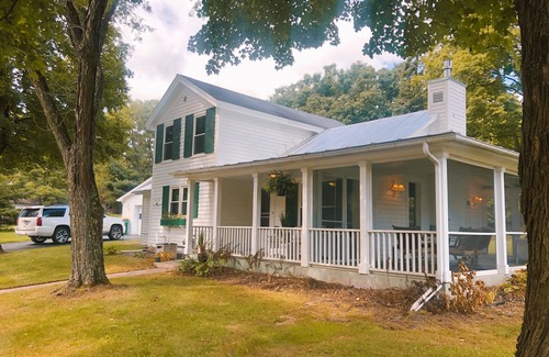 Waupaca House | Historical House close to the Chain O Lakes, Crystal River, hiking & shops