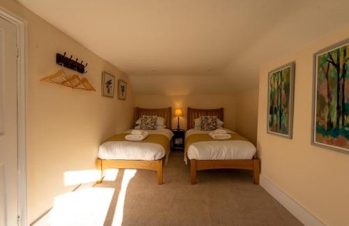 New Forest District House | Hobbs Cottage