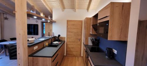 Rauris Apartment | Hochalmbahnen Chalets Rauris 1-16 WE2, Maislaufeldweg 1p OG