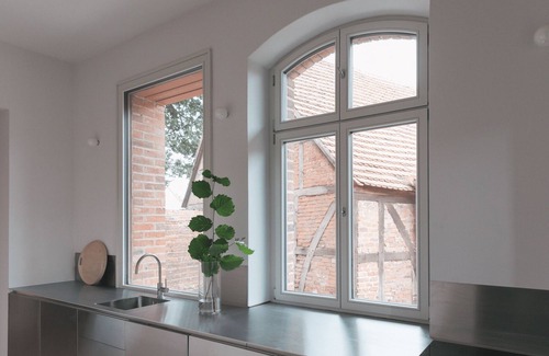 Werben Apartment | HOCHPARTERRE EAST: Morning sun and terrace to the east