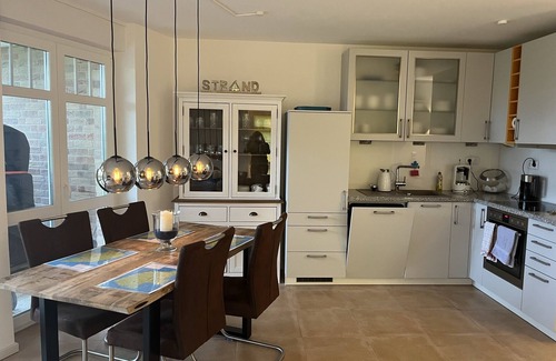 Neue Tiefe Apartment | Hochwertige Traumferienwohnung Neue Tiefe Nähe Südstrand