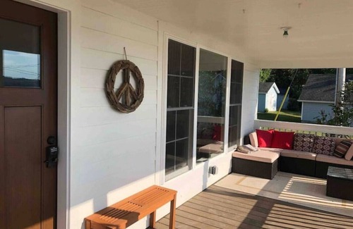 Livonia House | Hodge Podge Lake Lodge