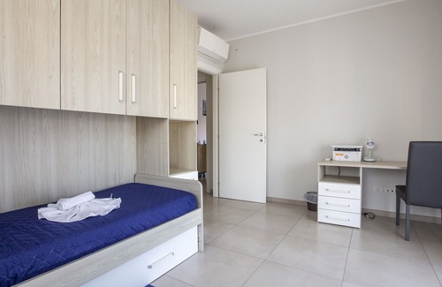 Sant'Agata di Militello Apartment | Holiday Apartment "Moderno Centro Cittá" with Balcony & Wi-Fi