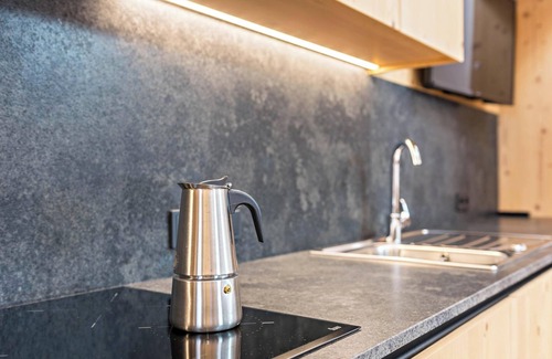 Lajen Apartment | Holiday Apartment "Hatzeshof-Blumenwiese" with Mountain View, Wi-Fi, Balcony & Garden