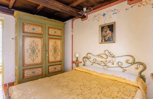 Molazzana Other | Holiday Apartment 'Melograni 2' with Terrace