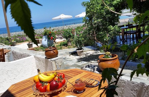 Milatos Beach Apartment | Holiday apartment Milatos for 1 - 3 persons - Twin house