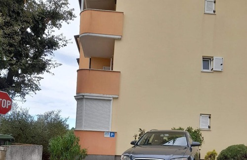Fiorini Apartment | Holiday apartment Novigrad for 1 - 4 persons with 2 bedrooms - Holiday apartment in one or multi-fam