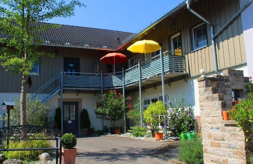 Triftern Apartment | Holiday apartment Triftern for 2 - 4 persons with 2 bedrooms - Holiday apartment in one or multi-fam