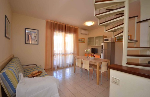 Bibione Apartment | Holiday apartment with air conditioning and pool