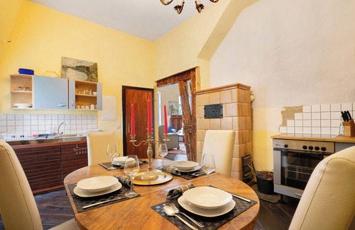 Calau Apartment | Holiday Apartment 'Wohnen Im Alten Rittergut' with Private Terrace, Private Garden and Wi-Fi