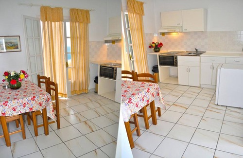 Agios Gordios Apartment | Holiday Apartments With Pool Maria on Agios Gordios Beach