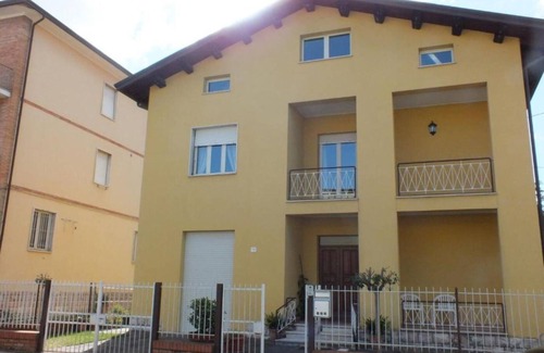 Bastia Umbra Apartment | holiday flat 'Stella' with fireplace