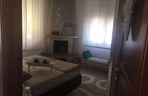 Bastia Umbra Apartment | holiday flat 'Stella' with fireplace