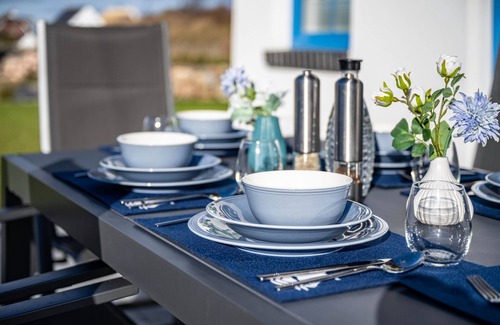 Dranske House | Holiday Home 'Ankerplatz' with Sea View, Sauna and gas fireplace