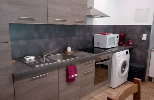 Le Vigan Cottage | Holiday Home 'Au Musicien' with Wi-Fi