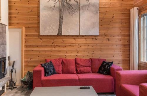 Yllas House | Holiday Home Aurinko-saga by Interhome