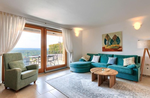 Baredine House | Holiday Home Bullea by Interhome