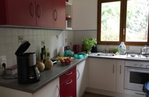 Blaunac House | Holiday Home 'Champ De Gai' with Mountain View, Private Terrace and Private Garden