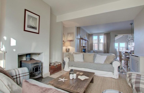Fairlight House | Holiday Home Fairlight Coastguard by Interhome
