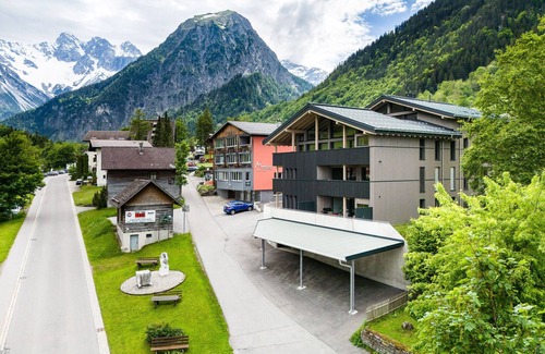 Brand Apartment | Holiday home "Family + Zentral"