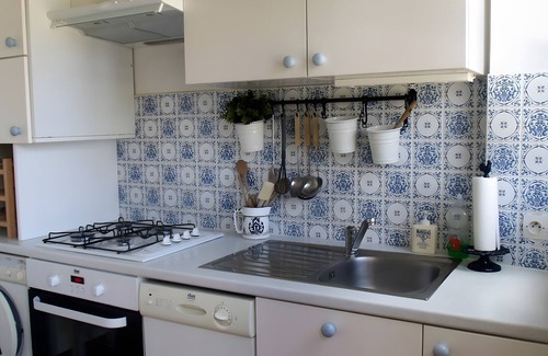 Beaussais-sur-Mer House | Holiday Home 'La Ville Es Anougiers' with Private Terrace, Private Garden and Wi-Fi