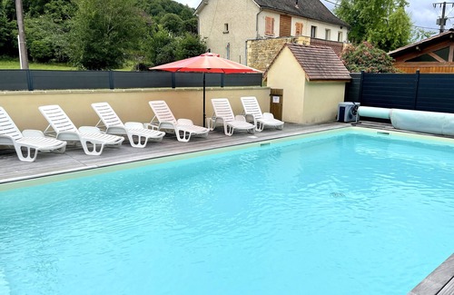 Carlux House | Holiday Home 'Gîte La Sarrazine' with Private Pool, Private Terrace and Wi-Fi