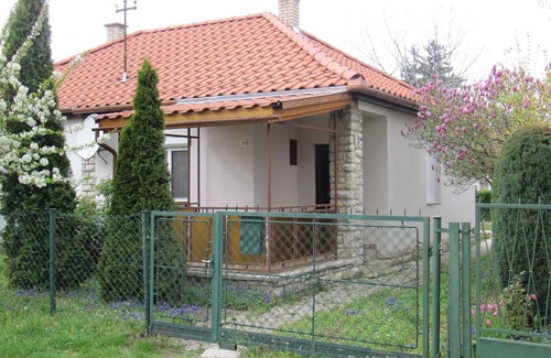 Fonyodliget House | Holiday home in a quiet location
