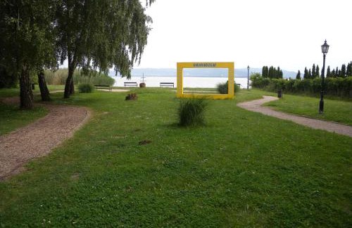 Balatonbereny House | Holiday home in Balatonbereny 34653