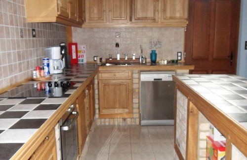 Couvin House | Holiday home in Cul-des-Sarts near Forest