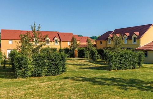 Montignac House | Holiday Home in France with Garden Terrace