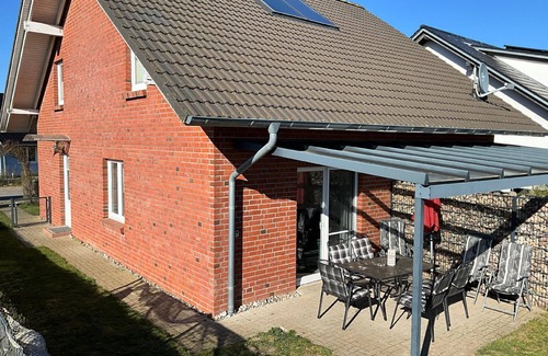Wismar House | Holiday home in Hoben with barbecue and terrace