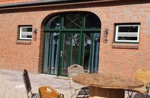 Jaderaltendeich House | Holiday home in Jade with swimming pool