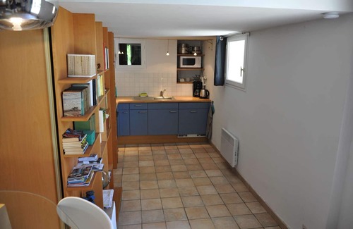 Lagnes House | Holiday home in Lagnes, Luberon, pool table and swimming pool, panoramic view, pets allowed (1).
