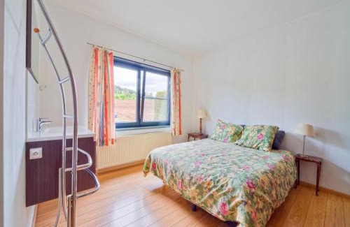 Lierneux House | Holiday Home in Lierneux with Private Garden