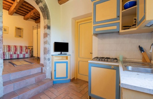 Sellano House | Holiday Home in Sellano with Pool & Sun Terrace